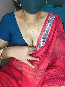 Snapshot of SindhuHappy chatting on 06-06-26, 11:32 SindhuHappy online show from 06-06-26, 11:32