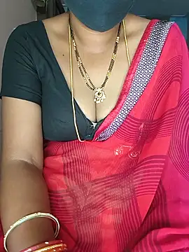 Snapshot of SindhuHappy chatting on 06-17-26, 11:47 SindhuHappy online show from 06-17-26, 11:47