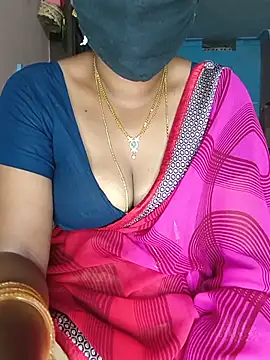 Snapshot of SindhuHappy chatting on 06-07-26, 11:21 SindhuHappy online show from 06-07-26, 11:21