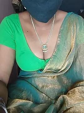 Snapshot of SindhuHappy chatting on 08-01-26, 11:47 SindhuHappy online show from 08-01-26, 11:47