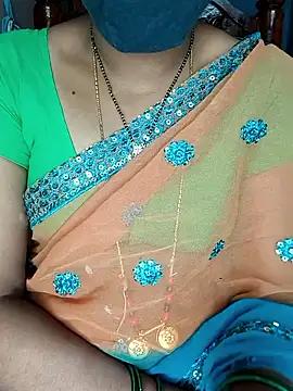 Snapshot of SindhuHappy chatting on 10-25-25, 03:12 SindhuHappy online show from 10-25-25, 03:12