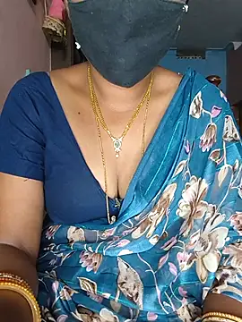 Snapshot of SindhuHappy chatting on 05-31-26, 11:27 SindhuHappy online show from 05-31-26, 11:27