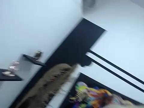 laura fit online show from 12-05-25, 12:04