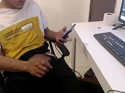 nyxsex online show from 10-13-25, 06:09