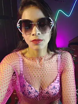 Snapshot of royeoy22 chatting on 03-26-26, 10:46 royeoy22 online show from 03-26-26, 10:46