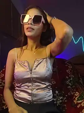 Snapshot of royeoy22 chatting on 03-10-26, 09:02 royeoy22 online show from 03-10-26, 09:02