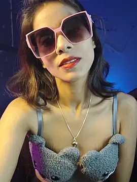 royeoy22 online show from 04-22-26, 10:11
