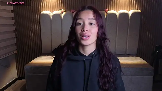  Mia Evans 1 online show from 07-06-26, 07:49