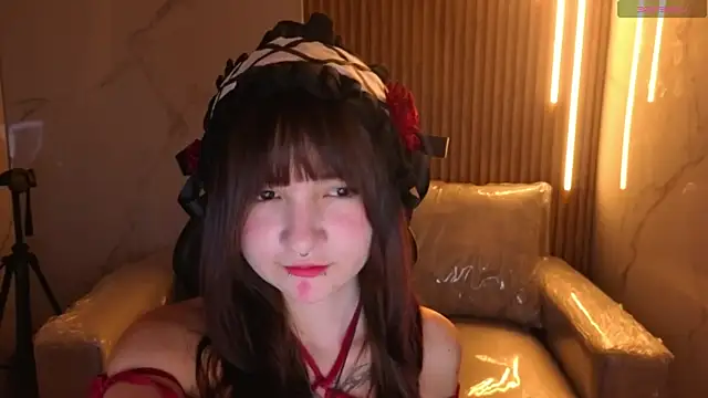  Charlotte Collins  online show from 12-02-25, 02:52