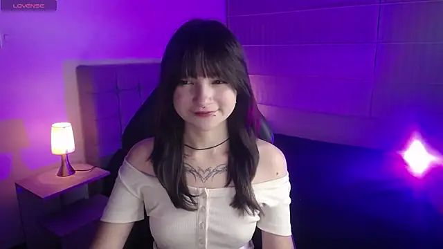  Charlotte Collins  online show from 12-18-25, 02:43