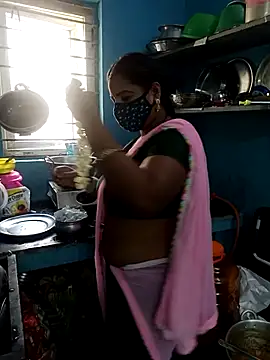 Snapshot of tamil_Vennila chatting on 03-20-26, 08:15 tamil Vennila online show from 03-20-26, 08:15