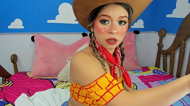 miss  evolet online show from 10-31-25, 11:07