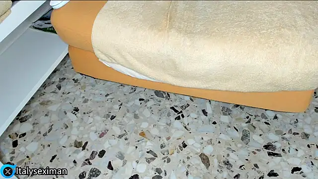 Snapshot of The_Fenix_xxx chatting on 11-25-25, 07:52 The Fenix xxx online show from 11-25-25, 07:52