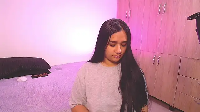 Snapshot of mae_nathan_ chatting on 09-09-25, 02:15 mae nathan  online show from 09-09-25, 02:15