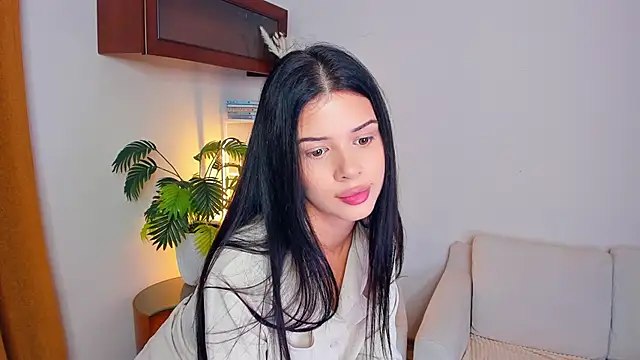 JoCauterucci online show from 09-20-25, 06:51