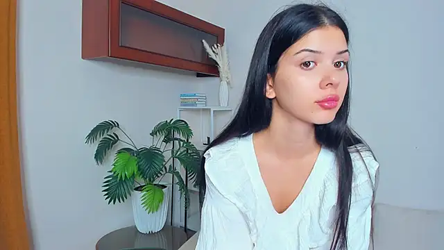 JoCauterucci online show from 09-21-25, 07:02