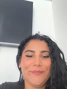 liz monserrat 1 online show from 03-11-26, 05:07