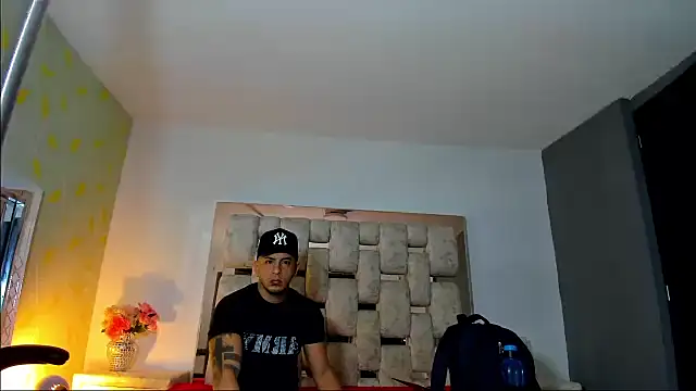 AngelAndChris online show from 09-11-25, 12:05