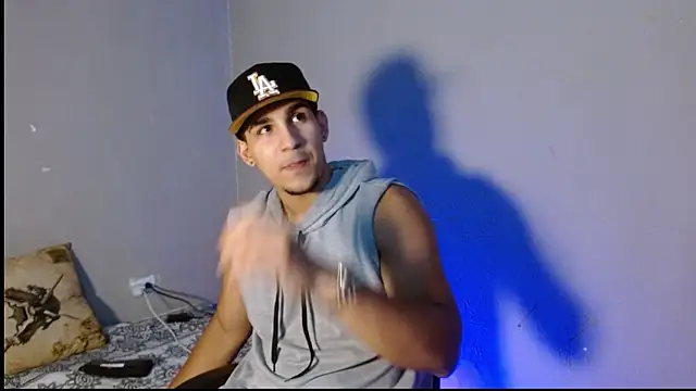 massimo vidal  online show from 11-16-25, 02:38