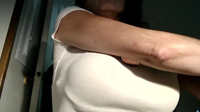 Snapshot of cumm4heather chatting on 09-19-25, 04:33 cumm4heather online show from 09-19-25, 04:33