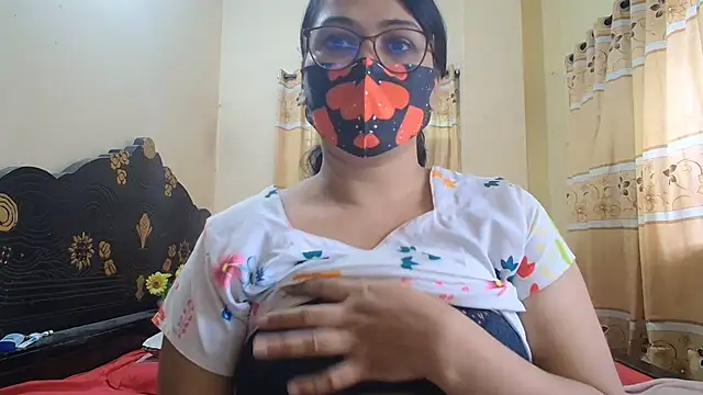 Snapshot of Elena_cruz5 chatting on 07-09-26, 03:40 Elena cruz5 online show from 07-09-26, 03:40