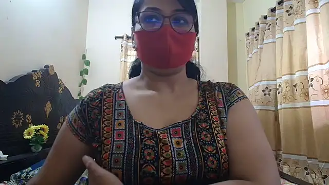 Elena cruz5 online show from 04-29-26, 05:55