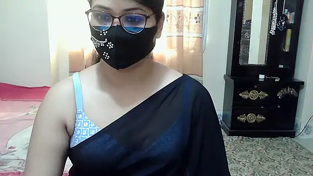 Elena cruz5 online show from 12-17-25, 02:49