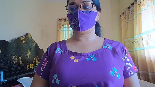 Snapshot of Elena_cruz5 chatting on 06-28-26, 03:57 Elena cruz5 online show from 06-28-26, 03:57