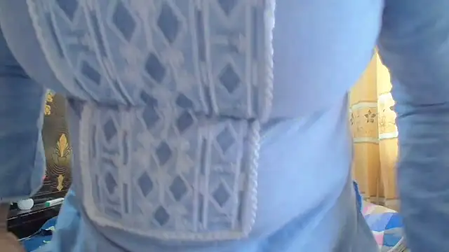 Elena cruz5 online show from 04-03-26, 05:47