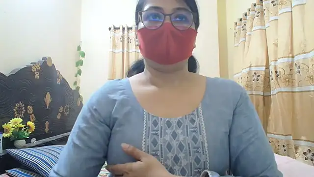 Elena cruz5 online show from 05-22-26, 04:27