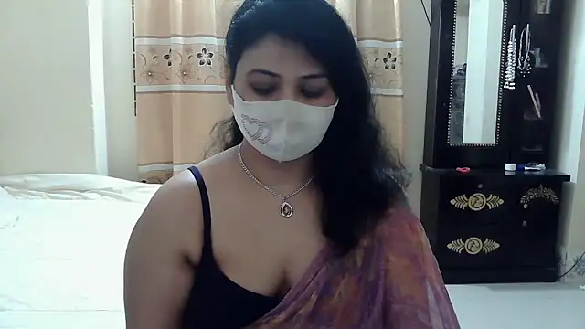 Elena cruz5 online show from 11-18-25, 05:05