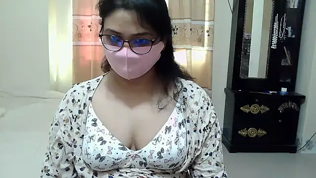 Elena cruz5 online show from 11-19-25, 05:07