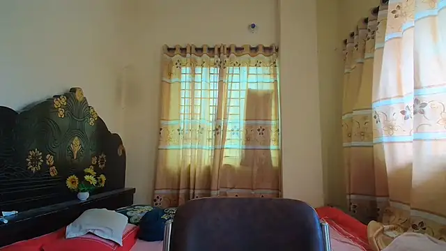 Snapshot of Elena_cruz5 chatting on 07-05-26, 03:22 Elena cruz5 online show from 07-05-26, 03:22
