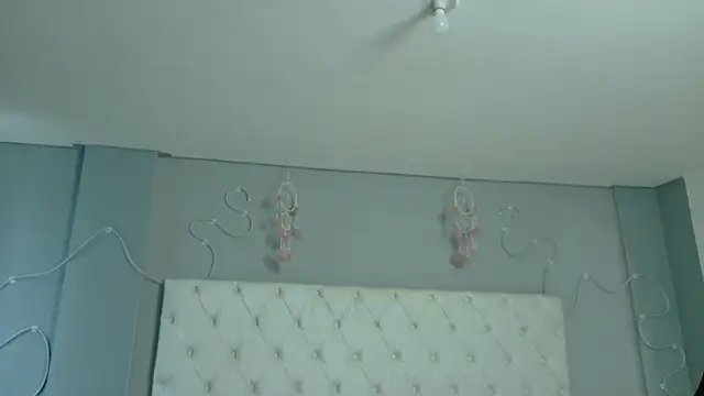 Emma visconti online show from 09-30-25, 12:33