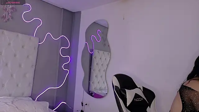 Emma visconti online show from 01-13-26, 12:42