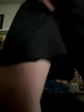 Snapshot of Stephanie1984 chatting on 11-09-25, 01:48 Stephanie1984 online show from 11-09-25, 01:48