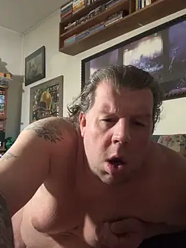 Snapshot of Stephanie1984 chatting on 12-15-25, 03:34 Stephanie1984 online show from 12-15-25, 03:34