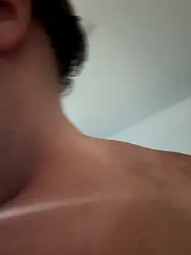 Snapshot of Stephanie1984 chatting on 12-18-25, 05:17 Stephanie1984 online show from 12-18-25, 05:17