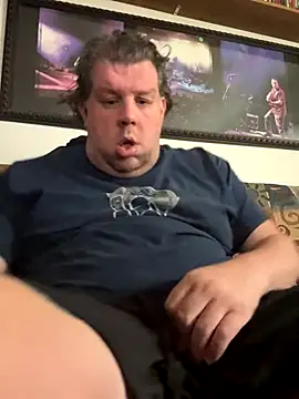 Snapshot of Stephanie1984 chatting on 11-12-25, 05:17 Stephanie1984 online show from 11-12-25, 05:17