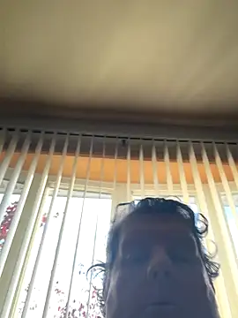 Snapshot of Stephanie1984 chatting on 11-01-25, 12:32 Stephanie1984 online show from 11-01-25, 12:32