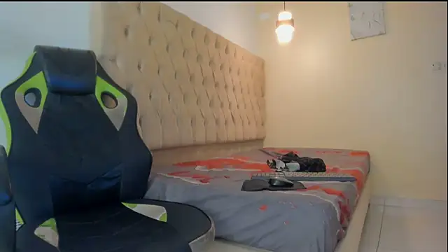 Jax Maliq online show from 01-05-26, 05:27