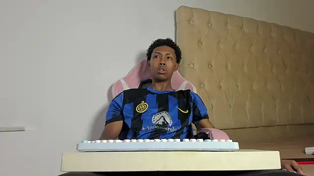 Snapshot of Jax_Maliq chatting on 05-22-26, 02:59 Jax Maliq online show from 05-22-26, 02:59