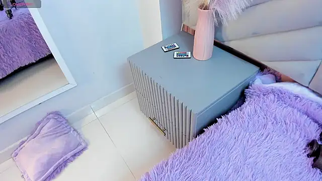 Mia Valentine  online show from 02-11-26, 09:25