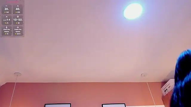 Mia Valentine  online show from 12-18-25, 08:12