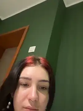 VampyScarlet online show from 10-22-25, 04:12