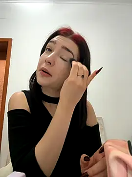 VampyScarlet online show from 10-07-25, 04:02