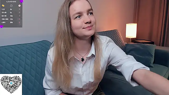 Snapshot of KerenFurguson chatting on 10-12-25, 06:53 KerenFurguson online show from 10-12-25, 06:53