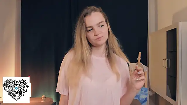 KerenFurguson online show from 10-24-25, 07:13