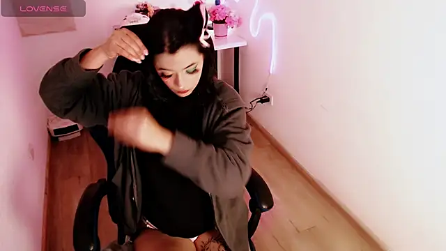 Lunyhose online show from 03-10-26, 08:46