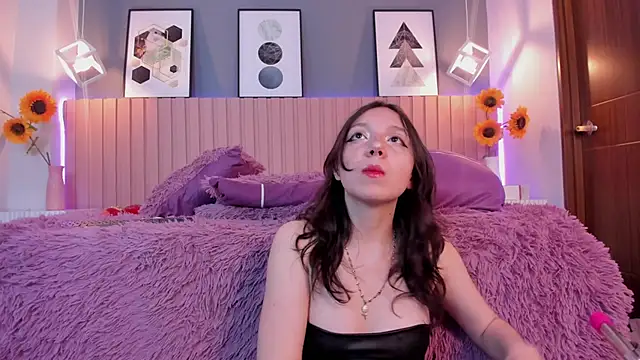 Nina Ford online show from 03-26-26, 03:27